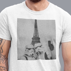 Darth Vader Selfie Paris T-shirt, Star Wars shirt, Storm Trooper outfit tee, StormTrooper darth vader selfie Shirt, Star Wars Eiffel Shirt