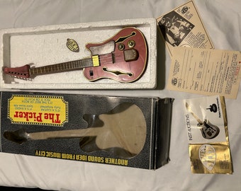 Vintage "The Picker" Guitar And Radio 1979 RARE