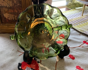 Groene glazen schaal met twee handvatten - vintage