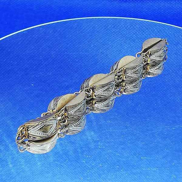 Vintage Damascene Nine Panel Diamond Design Bracelet