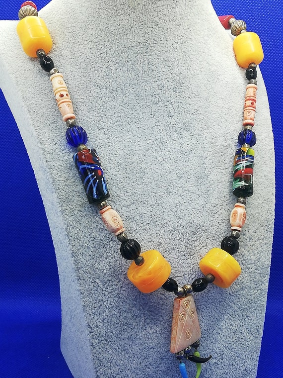 Vintage Tribal Inspired Multi-Colour Beaded Neckl… - image 7
