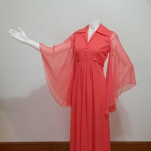 70&#39;s Salmon Angel Wing Gown
