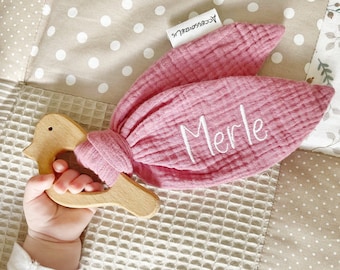 Crackling ears personalized with wooden grasping toy - embroidered with name - wooden toy - wooden teething ring - organic muslin - crackling toy