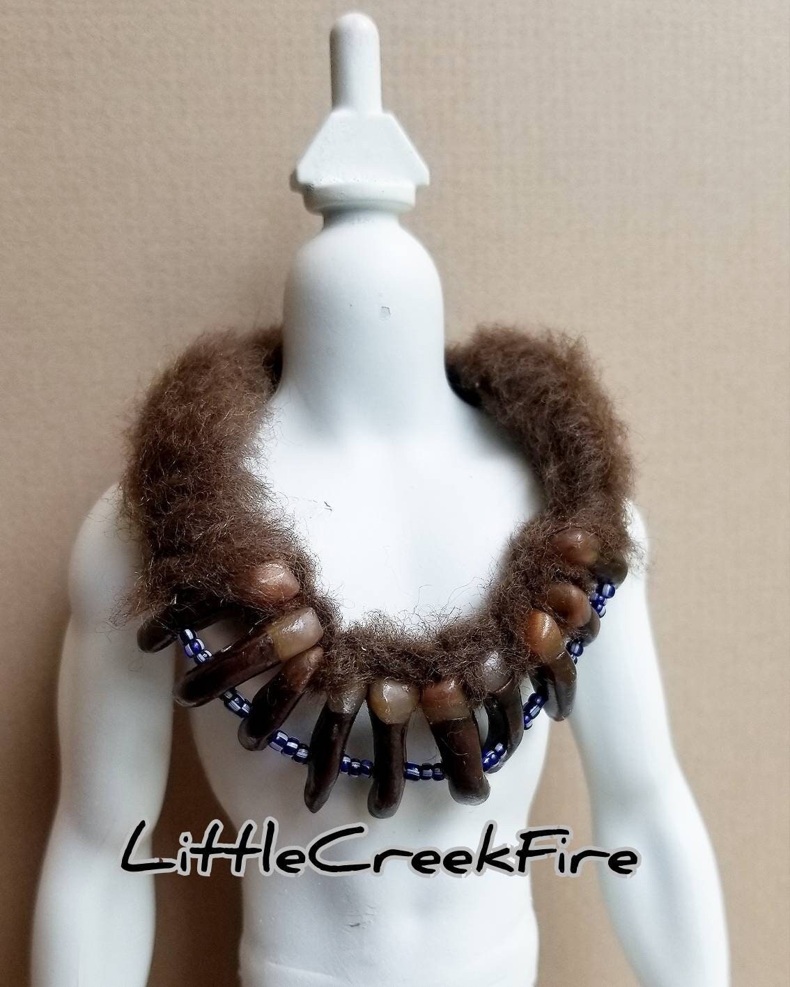 snakebones_pendant_bear_claw_s