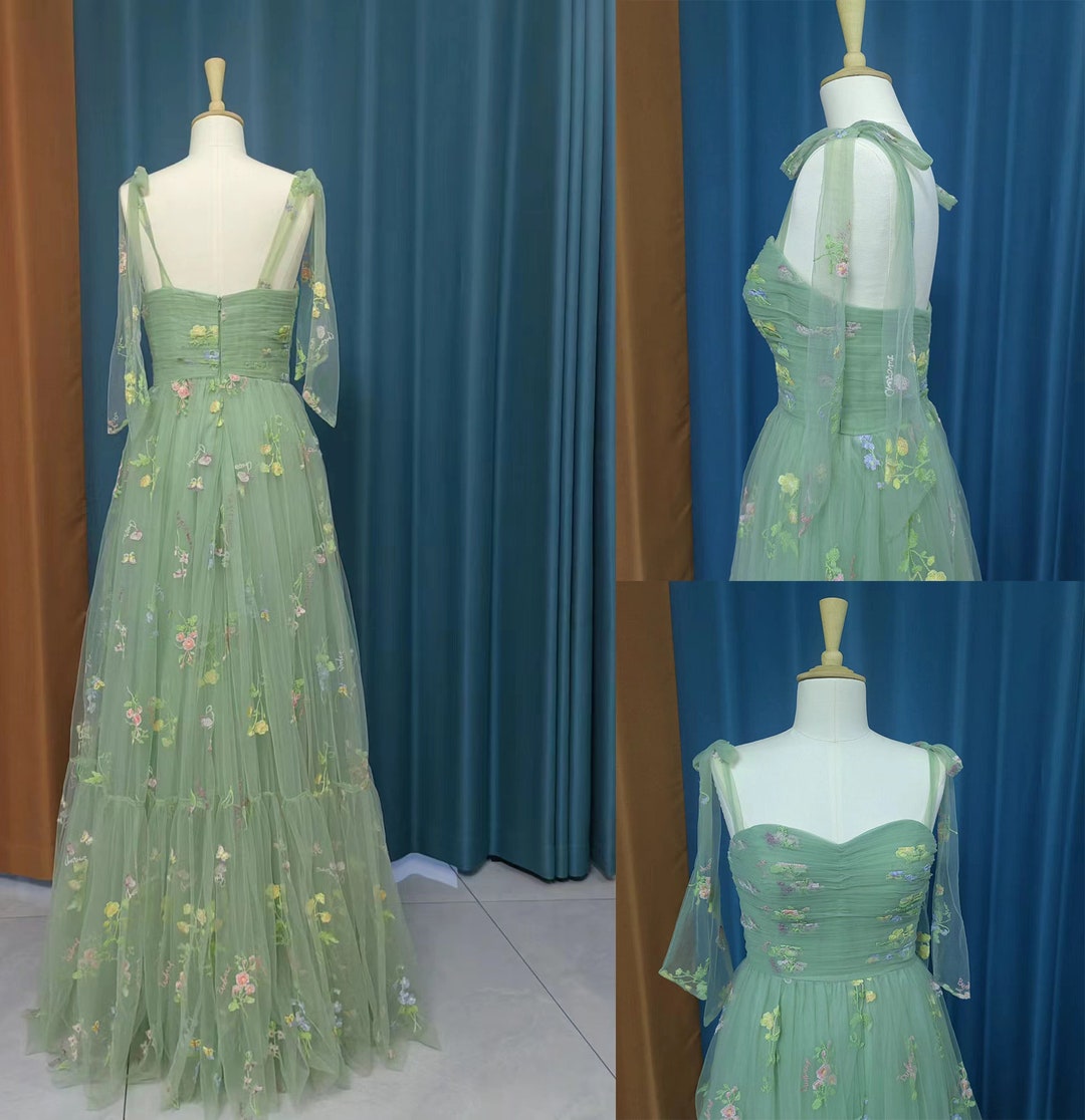 Lavender Floral Appliques Sweetheart Puff Sleeve A-Line Prom Dress