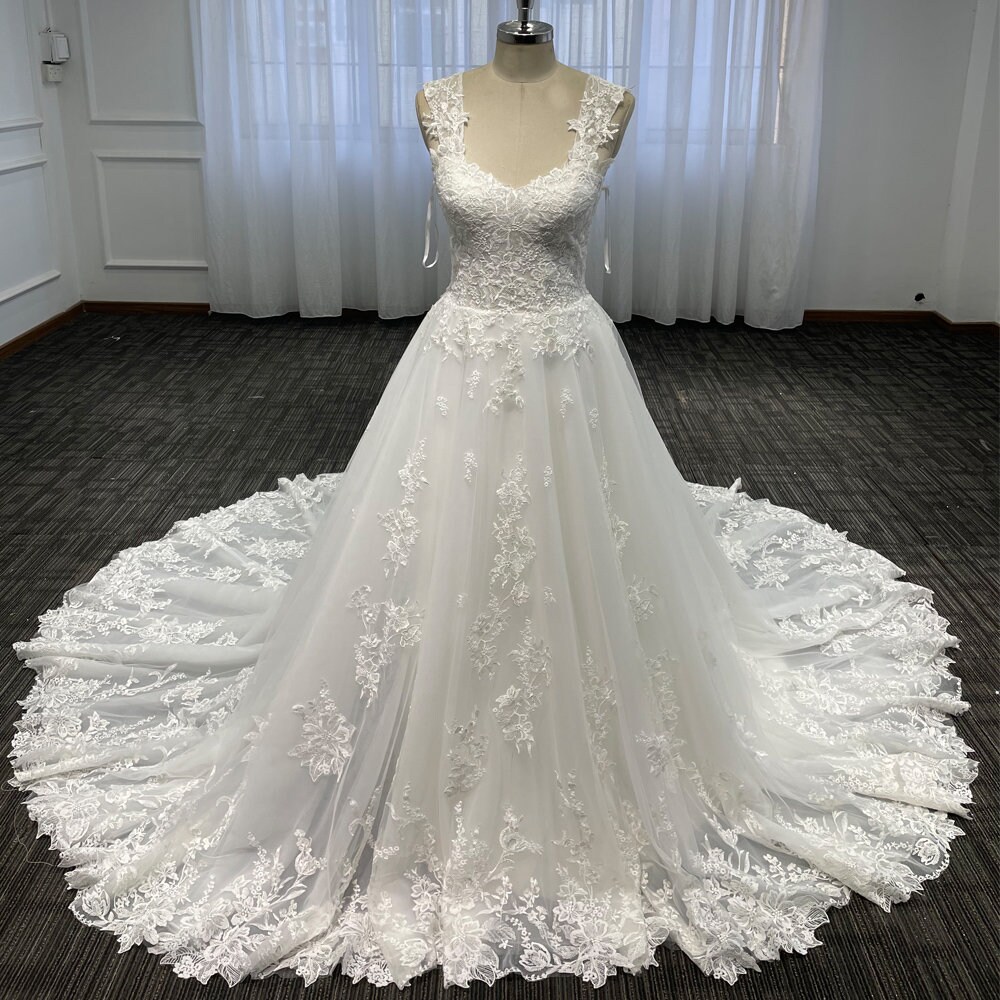 Gownlink Christian Bridal Wedding Ball Dress - YouTube