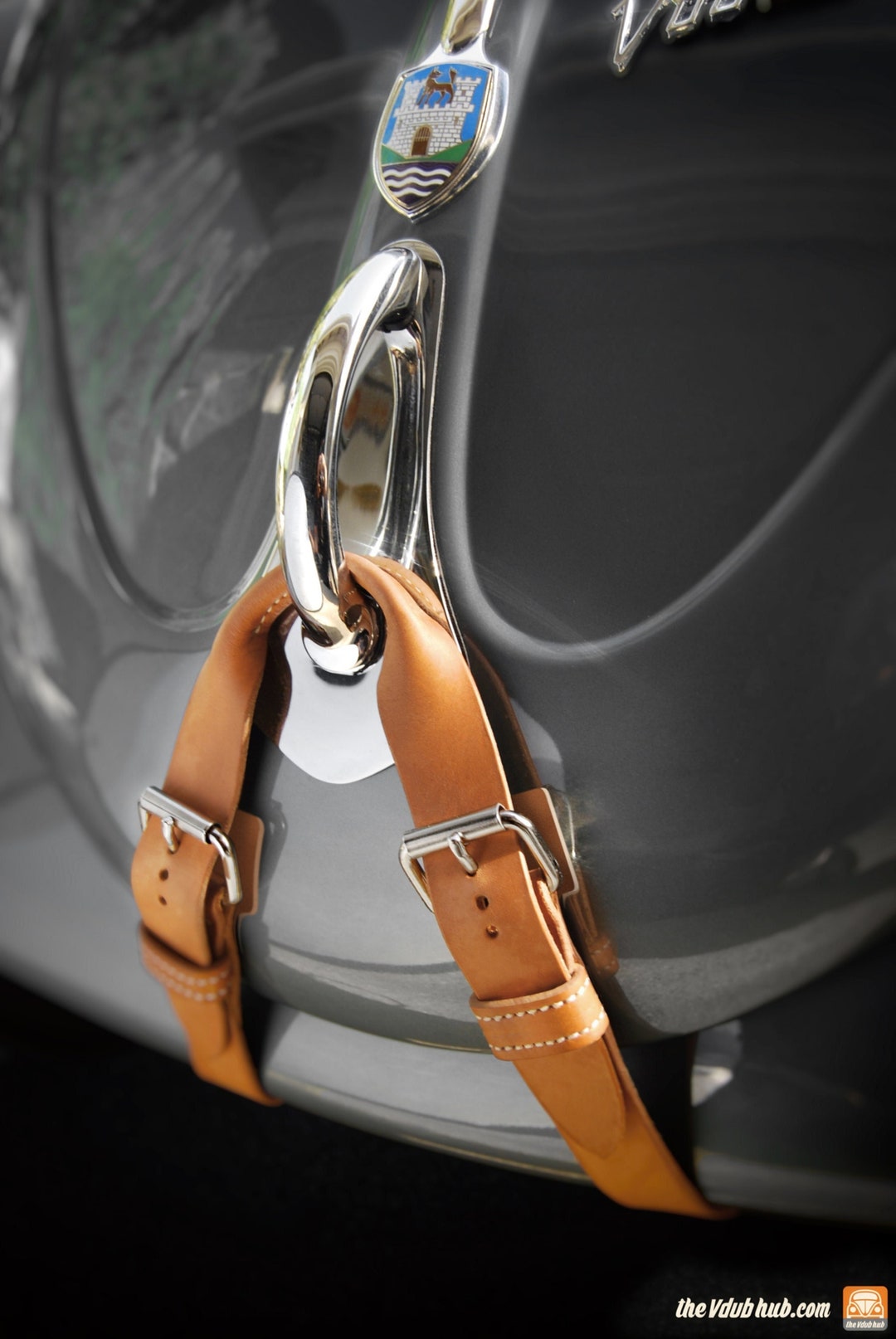 空冷ビートルフードベルトLEATHER HOOD STRAP Rally Hood Strap for Volkswagen Beetle & German 356 vw bug