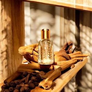 Un Million | Perfume and Perfume Oil | Attar Oil | Alcohol-Free | Vegan & Cruelty-Free | by Fragrances by Marwa