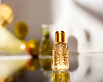 Nice Life Perfume Oil: Iris, Patchouli, Vanilla - Alcohol-Free, Vegan