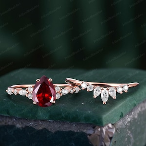Vintage Pear Shape Garnet Engagement Ring Set Wedding ring Set  Rose Gold Ring Curved  Diamond Wedding Band Anniversary Promise ring