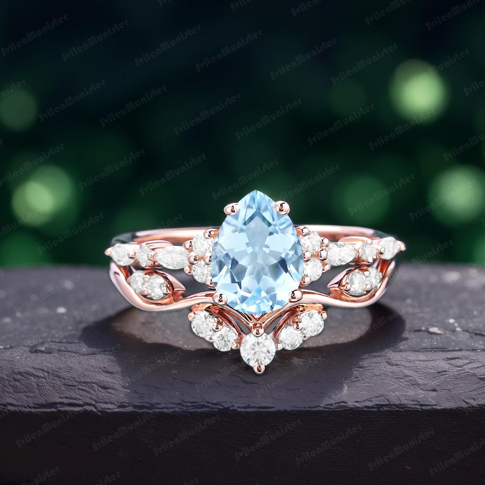 Very Clear Emerald Cut Aquamarine With CZ