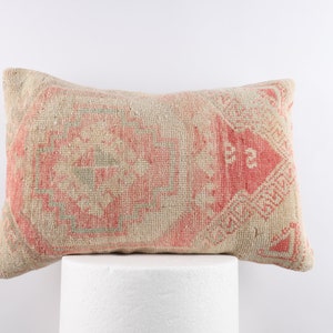 Vintage Kilim Pillow, Turkish Kilim Pillow, 16x24 Pillow Cover, Kilim Lumbar Pillow, Boho Decor, Sofa Accent Pillow, Cushion Cover