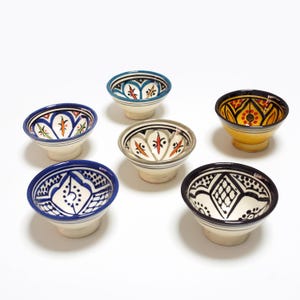 Set di ciotole in ceramica marocchina fatte a mano - Ciotole colorate e dipinte a mano per salse, olive e piccole porzioni / Perfetto regalo per la cucina marocchina