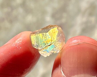 Rare Andesine Moonstone Rough, Multi-Fire Gemstone, Madagascar