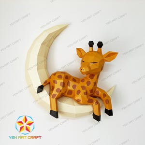 Girafe dormant sur la lune Papercraft PDF, modèle SVG pour projets Cricut - cadeaux bricolage pour enfants, girafe 3D dormant pour chambre d'enfants
