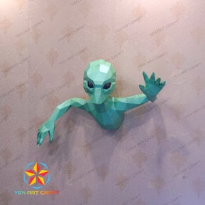 3D Papercraft Alien PDF, SVG Template, 3D Alien Paper Craft, Diy Craft Kit, Low poly Alien Decorative wall hang, Svg for cricut projects