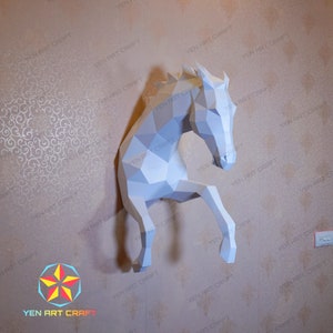 DIY Horse Papercraft PDF, Modello SVG, Mestiere di carta cavallo 3D, Trofeo cavallo low poly, Scultura di carta cavallo, Cavallo 3D Svg per progetti Cricut