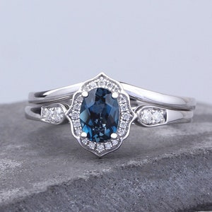 Bridal Set Oval Cut Natural London Blue Topaz Ring Set 925 Sterling Silver Ring For Women Royal Vintage Gemstone Ring Engagement Wedding