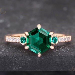 Hexagon cut lab created emerald engagement ring 925 sterling silver emerald wedding ring green gemstone ring bridal gift ring for women