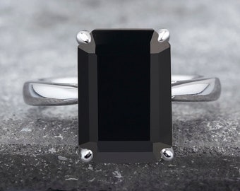 Solitaire Ring Emerald Cut Natural Black Onyx 925 Sterling Silver Ring For Women Engagement Ring Luxury Green Gemstone Ring Minimalist Ring