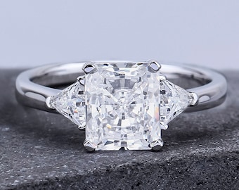 Radiant Cut CZ Diamond Cubic Zircon Ring 925 Sterling Silver Ring For Women Engagement Ring Classic Three Stone Ring Gifts For Her Zirconia