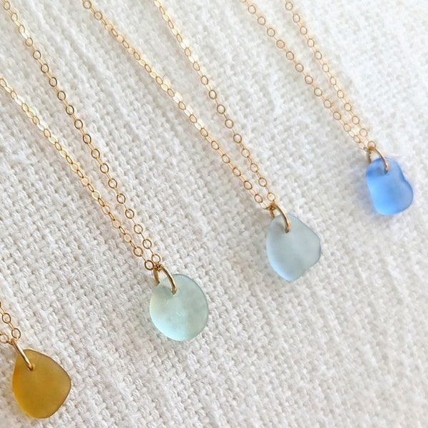 Genuine Sea Glass Necklace 14k Gold Filled, Sea Glass Jewelry, Sea Glass Pendant, Beach Jewelry, Gold Seaglass Necklace for Women