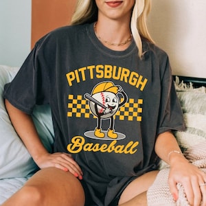 Vintage Pittsburgh Baseball Funny Mascot Comfort Color Unisex Dark Tshirt, Pittsburgh Baseball Gameday Retro Shirt, Pittsburgh Sports Tee