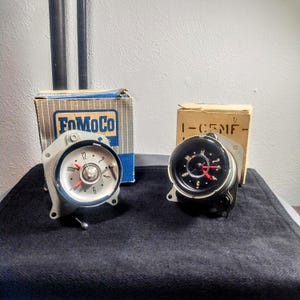 Vintage Ford Motor Company Dash Clock - 1950&#39;s - Ford Mercury - New Old Stock - Parts And Accessories - Retro Classic Car Electric Clock