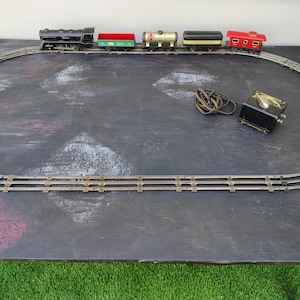 Antique Louis Marx Electric Train Set - Litho Metal Train Car Set - 1940&#39;s Electric Tin Toy Train - Vintage Marx Trains - New York Cental