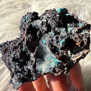 High Quality Rosasite & Calcite on Matrix Specimen from Ojuela Mine, Mexico / Botryoidal Rosasite Cluster w Lustrous Calcite from Ojuela 77g