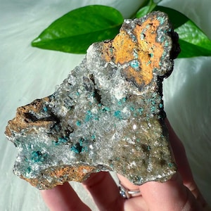 LUSTROUS Rosasite on Calcite Specimen from Ojuela Mine, Mexico / High Quality Rosasite and Sparklt Calcite Crystals from Durango, Mexico 84g
