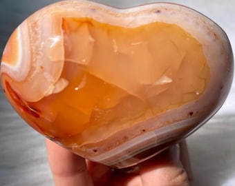Talla de cristal de corazón de cornalina con bandas de alta calidad con cuarzo/corazón de ágata cornalina con bandas e inclusiones 141 g