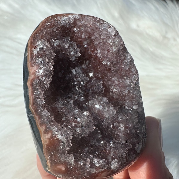 Sugar Druzy Amethyst Cathedral self standing / Sparkly Raw Amethyst Geode Cut Base , Amethyst Druzy Freeform 113g