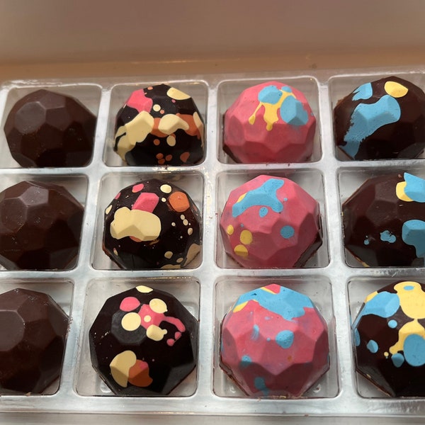 Keto, vegan chocolate bonbon dozen