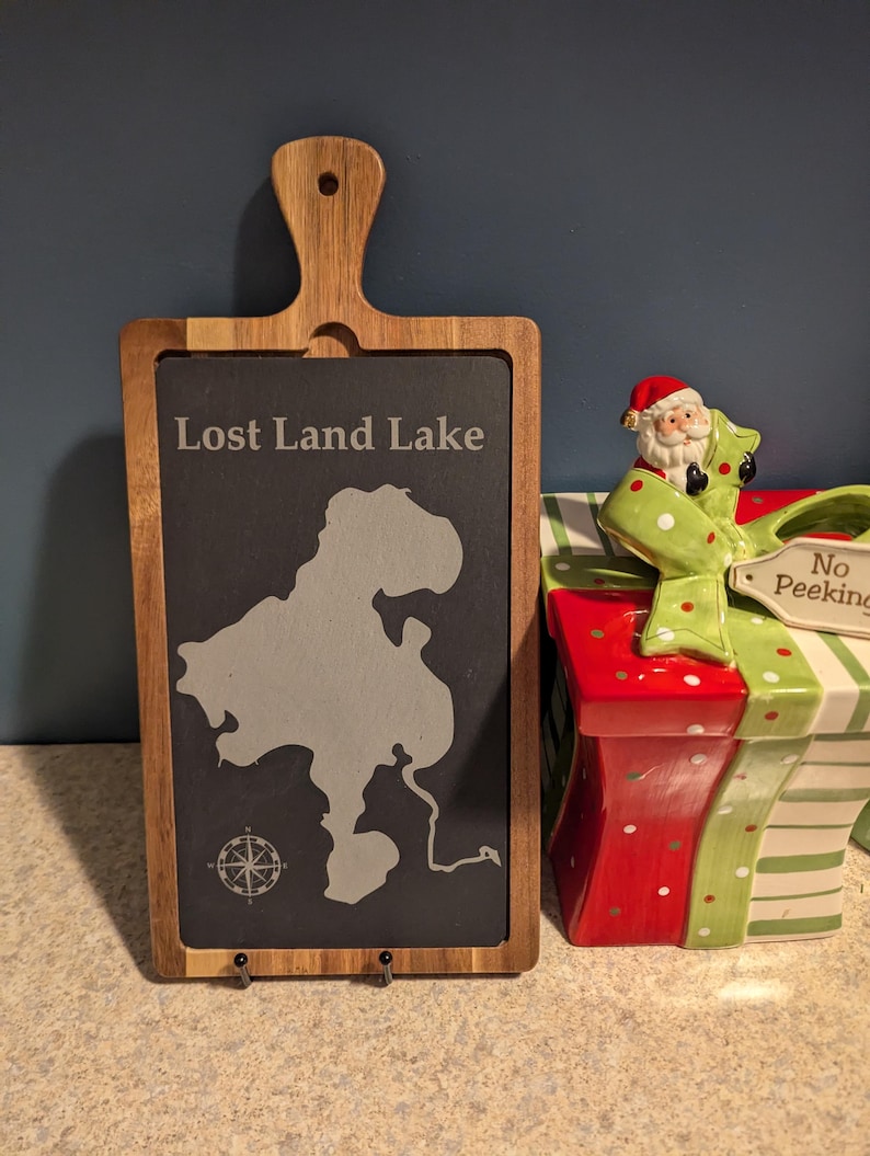 Custom Lake Map Charcuterie Board, Lake House kitchen decor, Lake Life, Realtor Closing Gift, Any Lake, Mother's Day Gif Set bild 5