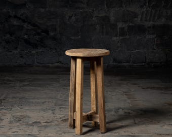 Altholz Thekenhocker 61 cm hoch | Natürliches rustikales Finish / Bleich-Finish | Küchen- und Esstischhocker | Rustikaler Vintage-Look