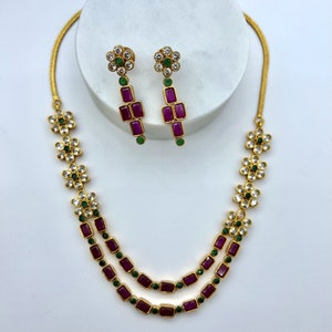 Kemp Stone Flower Necklace Set: Antique Gold Indian Temple Jewelry