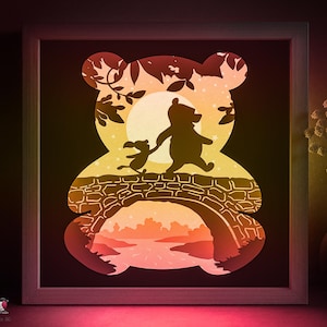 Modello SVG per scatola delle ombre delle fiabe di Winnie, Lightbox Papercut amico Piglet Cricut SVG, Lightbox Papercut a strati 3D DXF Papercraft