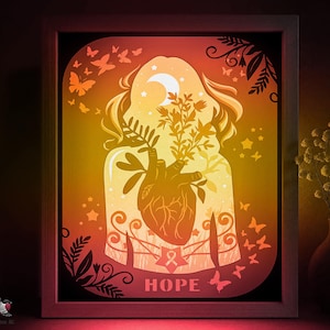 ハートガールシャドウボックスSVGテンプレート、アゲインストキャンサーペーパーカットライトボックスクリカットSVG、3DレイヤーホープフラワーペーパーカットライトボックスDXFペーパークラフト