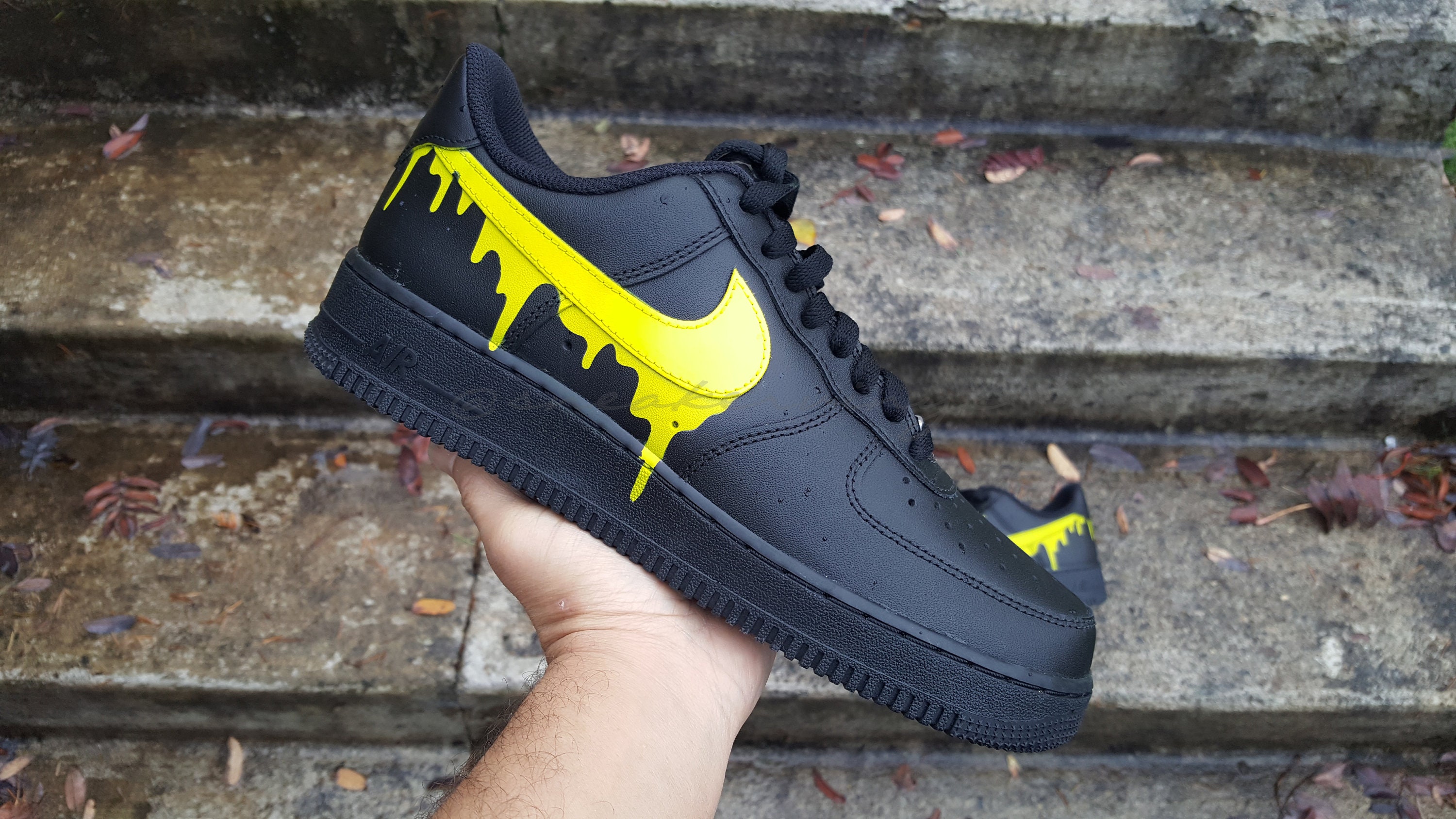 Nike Air Force 1 Low Black N Yellow Paint Drip Custom NWT 