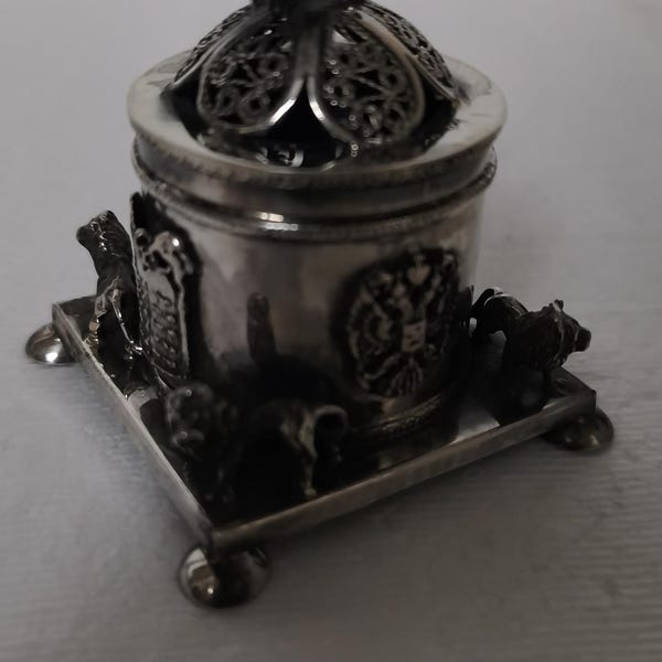 antique russian judaica silver spice holder with lions with David Star 84 zolotnik