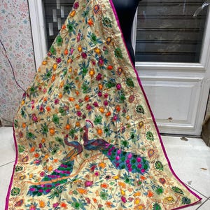 Frauen Premium-Qualität handgefertigte Dupatta Trendy bestickte indische Chunni (10 attraktive Designs)