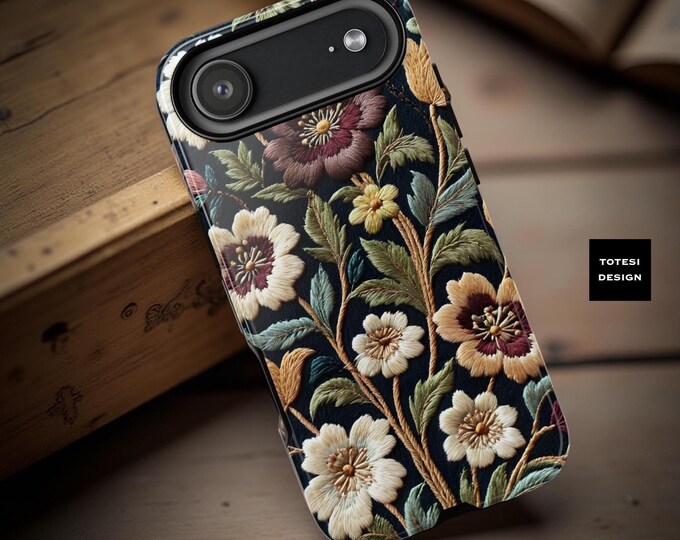 Boho iPhone 17 16 15 14 13 case Floral pattern  Phone Case: Vintage Cottagecore