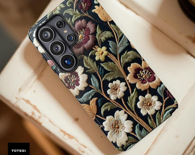 Cozy Floral Boho Vintage Art Tough Phone Case