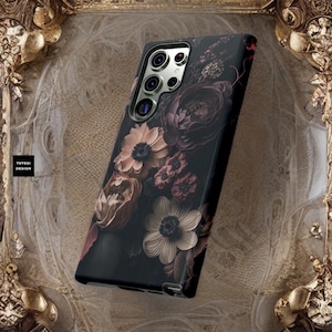 Dark Floral Academia, Samsung Galaxy Tough Case S24 S23 S22 S21 Ultra Plus| ornamental Victorian Gothic Black | Glossy Matte