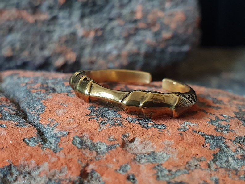 Spectral Steed Whistle Ring Cosplay / Elden Dark Fantasy Ring Etsy