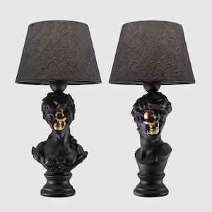 Tischleuchte, Für Sie und Ihn, Dekorative Lampe, Nachttischleuchte, Schädellampe, Wohnkultur, Moderne Schatten, Gothic Dekor- David und Venus Lampe