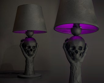 Lámpara de mesa, Lámpara decorativa, Luz de mesita de noche, Lámpara de calavera, Decoración del hogar, Lámpara moderna, Lámpara gótica, Decoración gótica, Lámpara negra- To Be Or