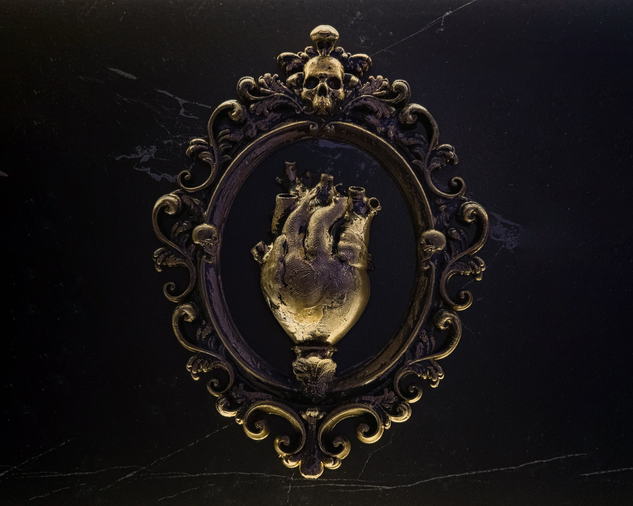 Framed heart, Wall decor, Antique frame, Goth decoration, Goth wall decor, Black and gold wall art, Gothic wall art, Framed art