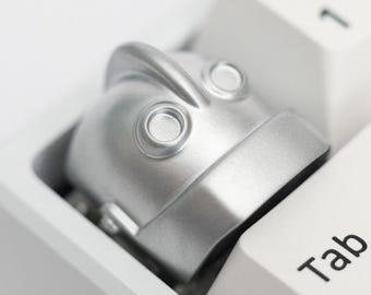 Iron Giant Keycap - Handmade Resin Artisan Keycap